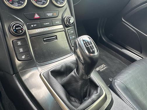 2013 Hyundai Genesis Coupe 3.8 Track