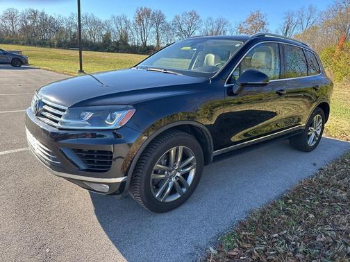 2015 Volkswagen Touareg V6 Lux