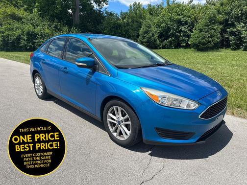 Blue Candy Metallic Tinted Clearcoat 2017 Ford Focus SE