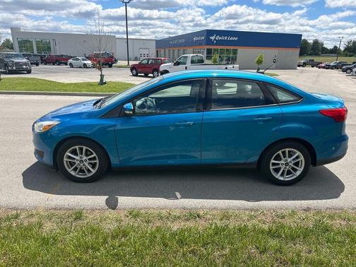 Blue Candy Metallic Tinted Clearcoat 2017 Ford Focus SE