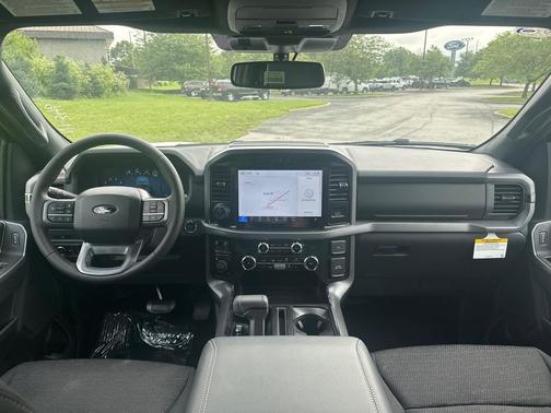 Oxford White 2026 Ford F-150 XLT