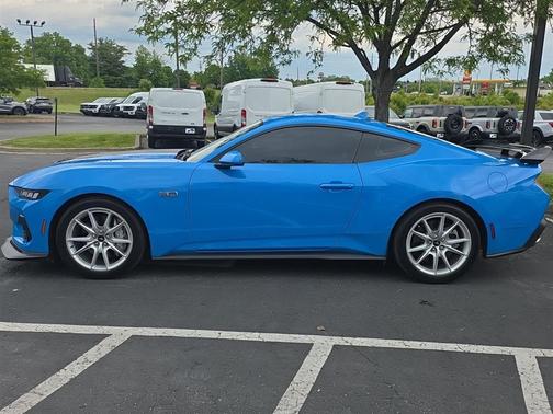Grabber Blue Metallic 2024 Ford Mustang GT Premium