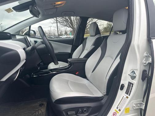 2017 Toyota Prius Prime Advanced