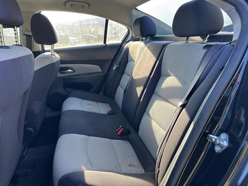 2015 Chevrolet Cruze LS