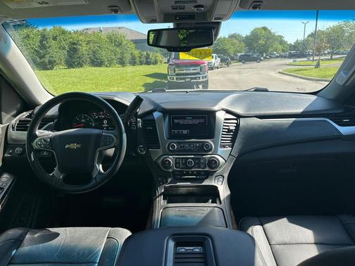 Silver Ice Metallic 2017 Chevrolet Suburban Premier