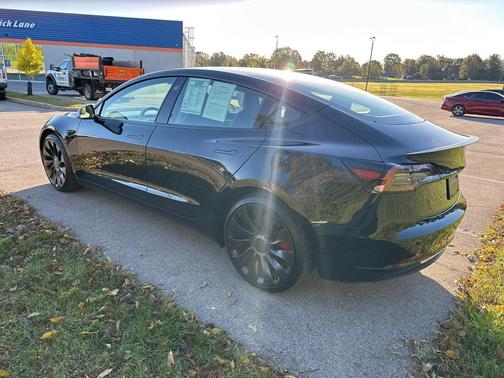 2023 Tesla Model 3 Performance