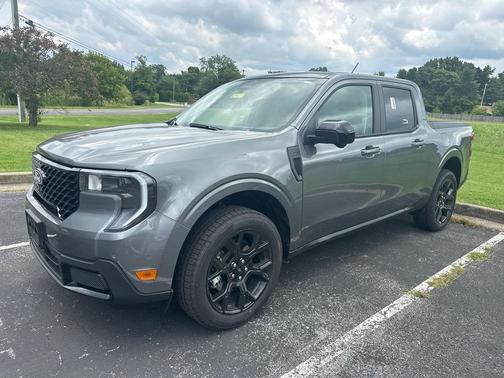 Carbonized Gray Metallic 2026 Ford Maverick Lariat