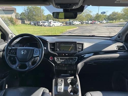 2020 Honda Pilot AWD Elite