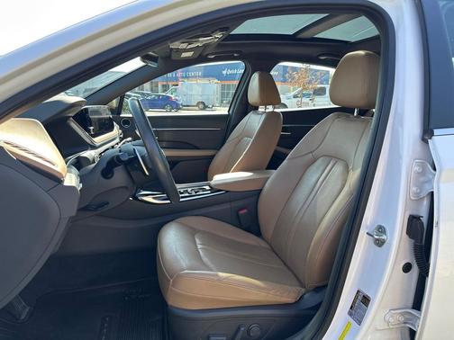 2021 Hyundai SONATA Limited