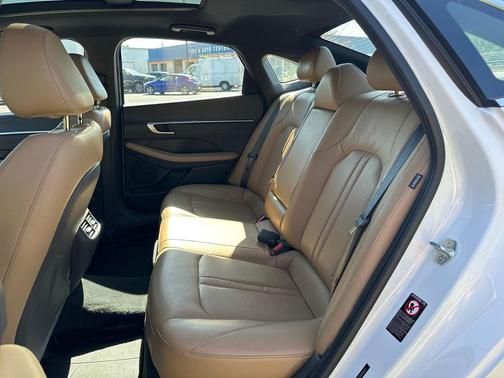 2021 Hyundai SONATA Limited