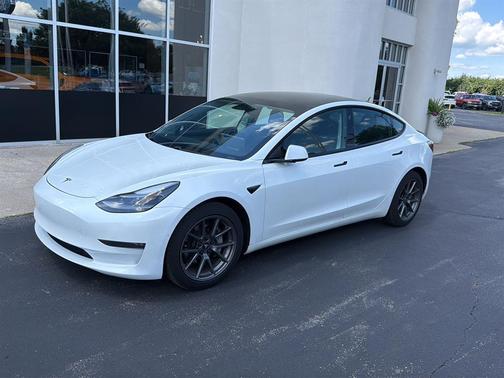Pearl White Multi-Coat 2021 Tesla Model 3 Long Range