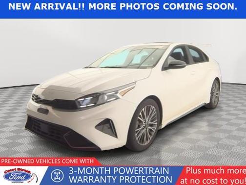 Snow White Pearl 2023 Kia Forte GT-Line