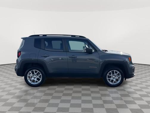 Sting-Gray Clearcoat 2022 Jeep Renegade Latitude