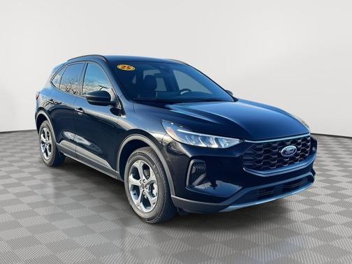Agate Black 2025 Ford Escape ST-Line