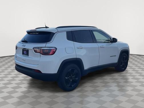 White Clearcoat 2017 Jeep Compass Latitude