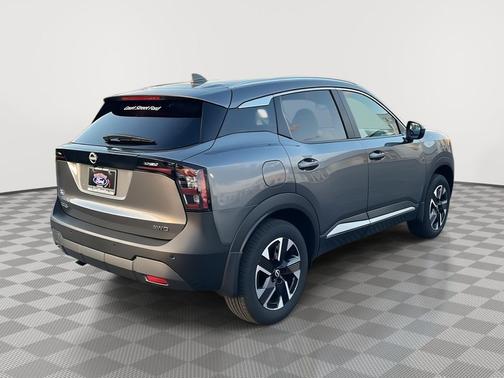 Gun Metallic 2025 Nissan Kicks SV