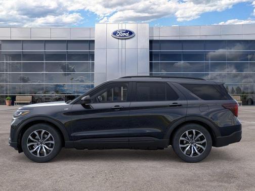 Agate Black Metallic 2026 Ford Explorer ST-Line