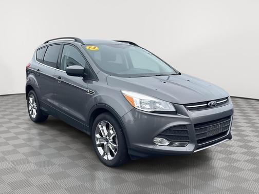 Sterling Gray Metallic 2013 Ford Escape SE