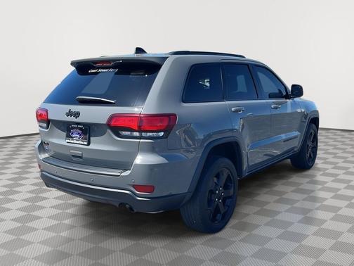 Sting-Gray Clearcoat 2021 Jeep Grand Cherokee Freedom