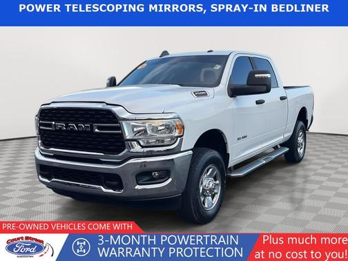 Bright White Clearcoat 2024 RAM 2500 Big Horn