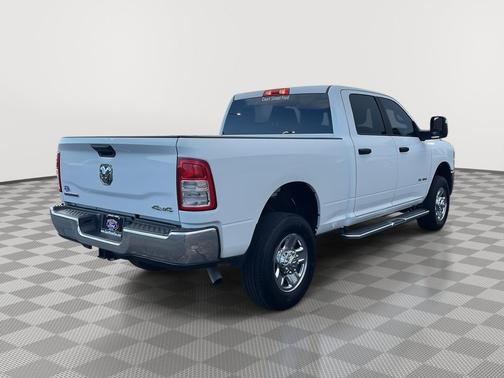 Bright White Clearcoat 2024 RAM 2500 Big Horn