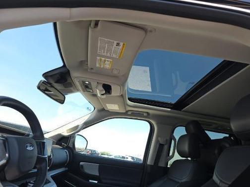 Agate Black 2025 Ford Expedition Active