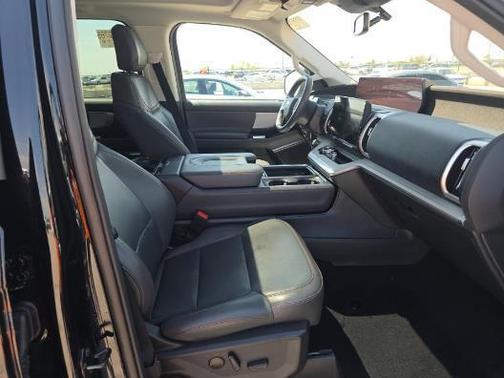 Agate Black 2025 Ford Expedition Active