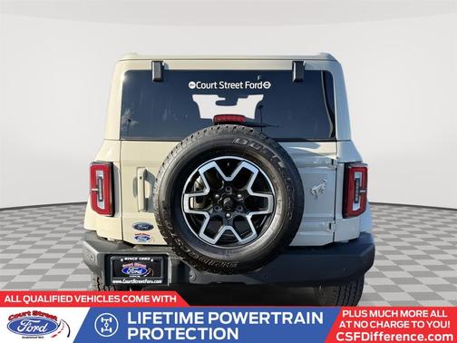 2025 Ford Bronco Outer Banks