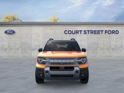 Orange Fury Metallic Tri-Coat 2026 Ford Bronco Sport Badlands