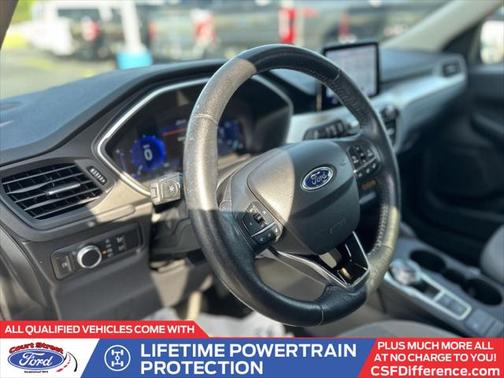 2020 Ford Escape SE