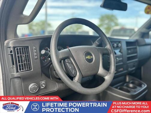 2024 Chevrolet Express 3500 LT