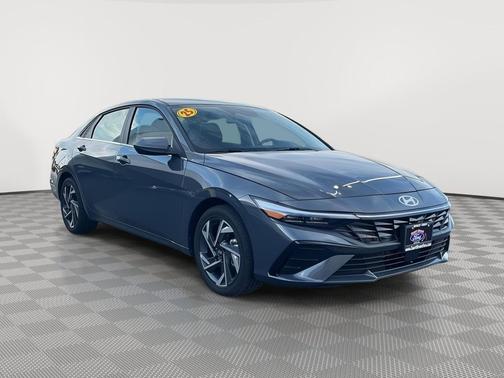 Ecotronic Gray 2025 Hyundai ELANTRA SEL