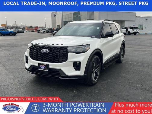 Star White Metallic Tri-Coat 2026 Ford Explorer ST-Line