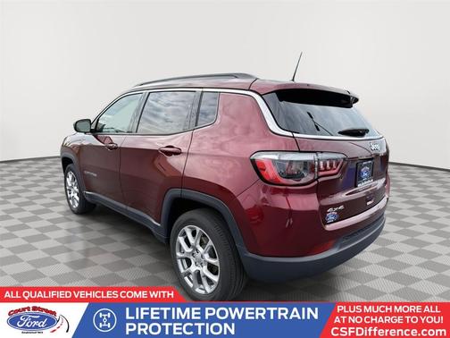 2022 Jeep Compass Latitude Lux