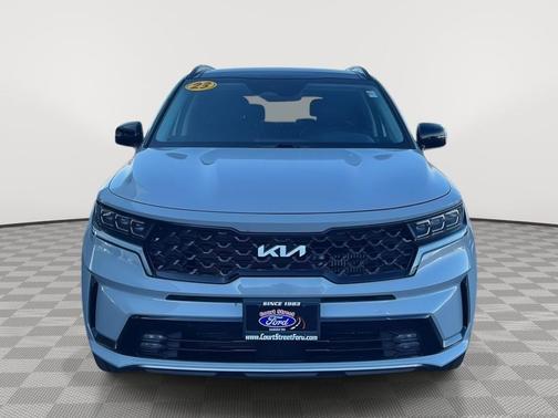Wolf Gray 2023 Kia Sorento SX
