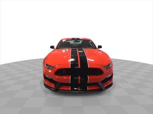 2016 Ford Shelby GT350 Base