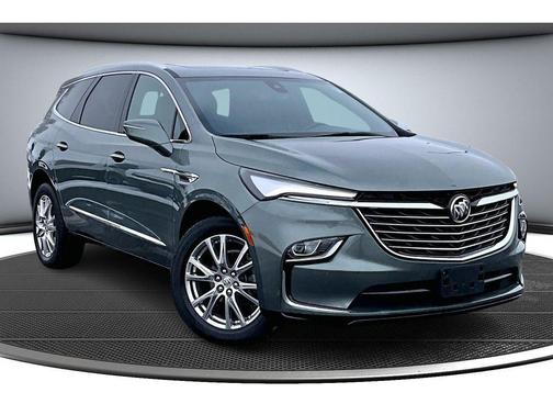 2023 Buick Enclave Essence AWD