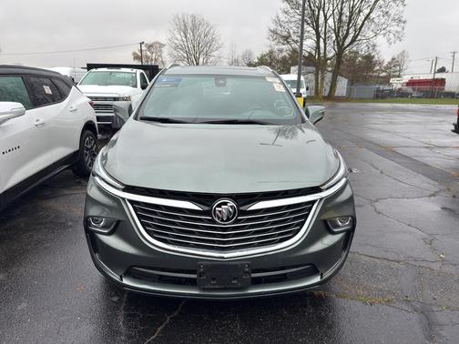2023 Buick Enclave Essence AWD