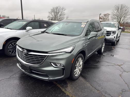 2023 Buick Enclave Essence AWD