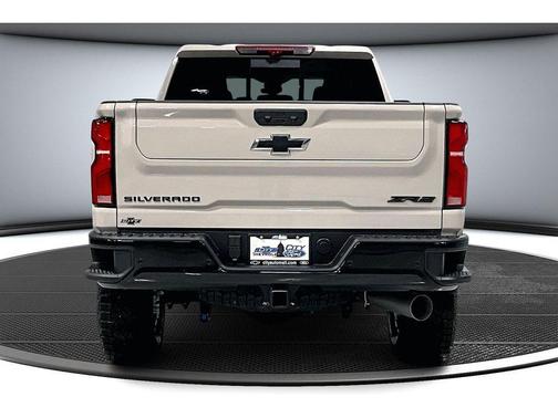 2026 Chevrolet Silverado 2500 Crew Cab, Standard Bed, XR2, 4WD