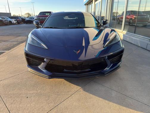 2025 Chevrolet Corvette Stingray w/2LT