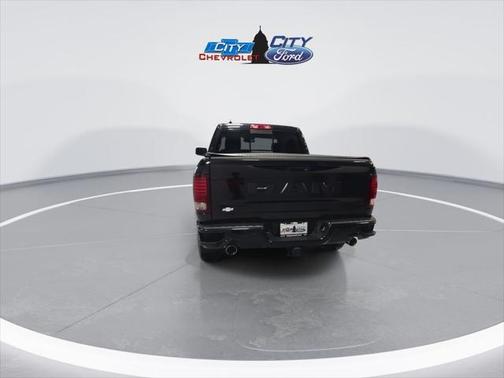 2017 RAM 1500 Night Crew Cab 4x4 6'4' Box