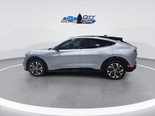 2022 Ford Mustang Mach-E Premium