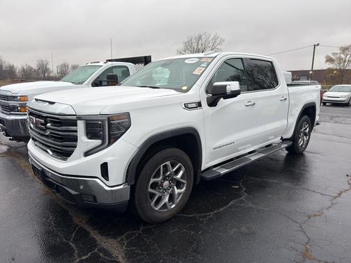 2022 GMC Sierra 1500 SLT