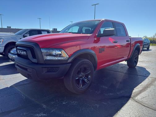 2024 RAM 1500 Classic Warlock Crew Cab 4x4 5'7' Box