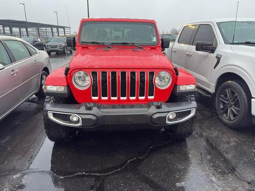2023 Jeep Gladiator Overland