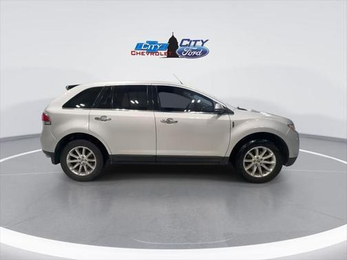 2012 Lincoln MKX Base