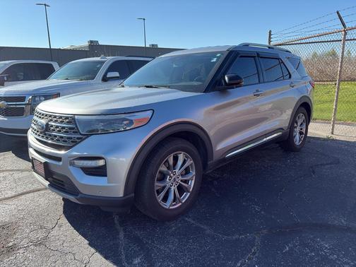 Iconic Silver Metallic 2021 Ford Explorer Limited
