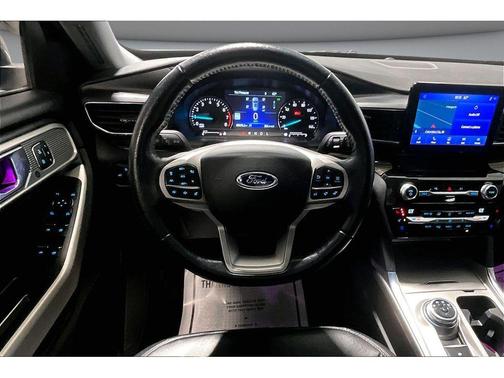 Iconic Silver Metallic 2021 Ford Explorer Limited