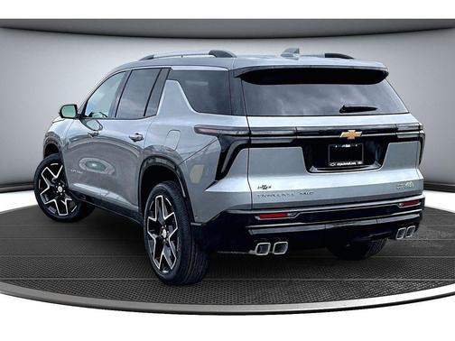 Sterling Gray Metallic 2026 Chevrolet Traverse High Country